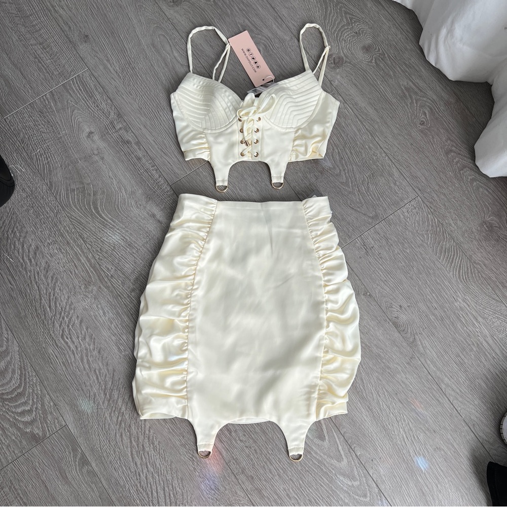 Oh Polly Cream Mini Skirt Set